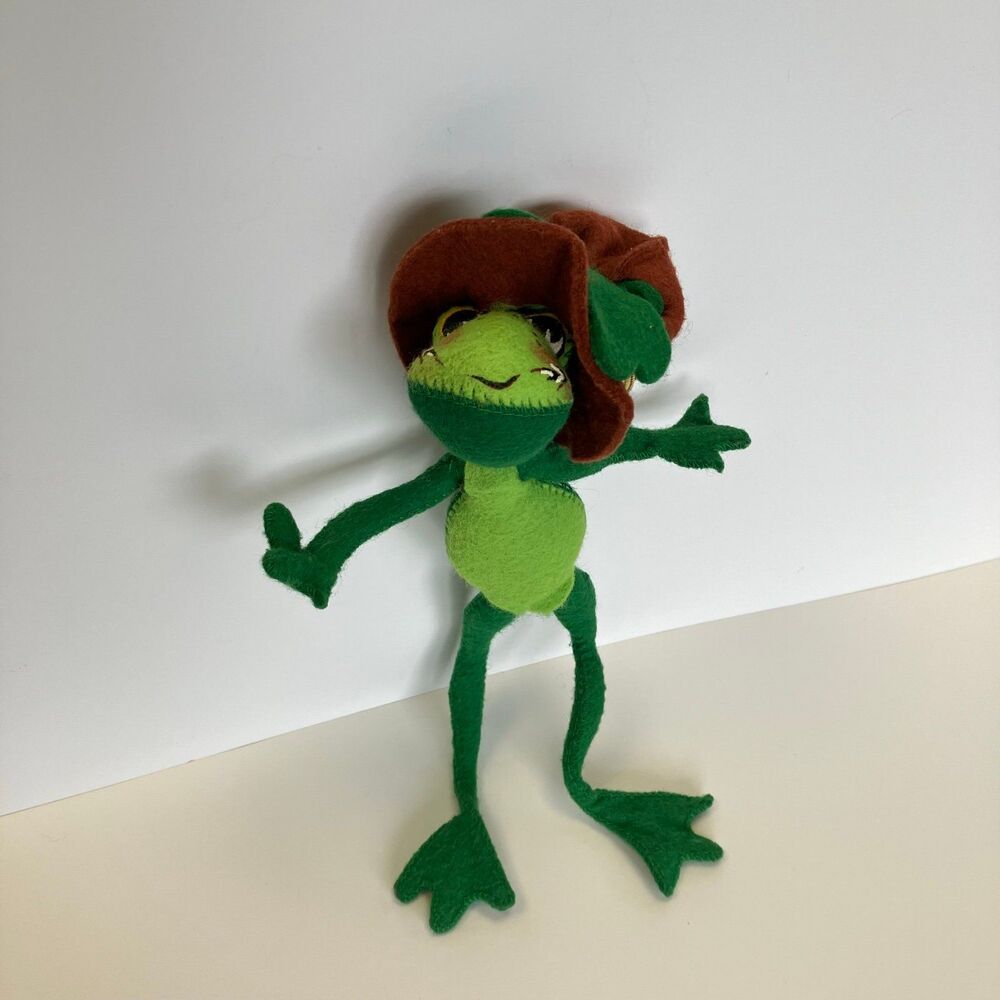 Vintage 1999 Annalee St. Patrick’s Day Lucky Leaper Green Frog